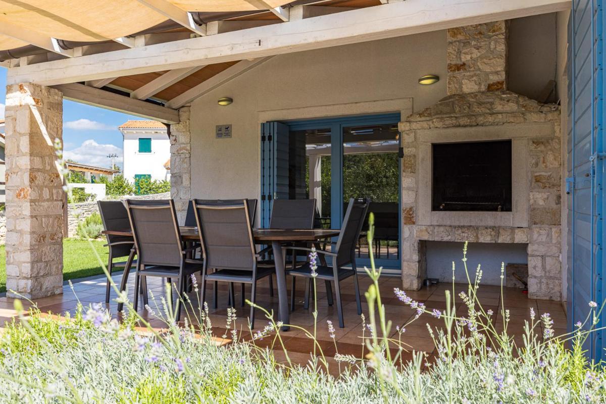 Villas Adagio Rojnići Exterior foto